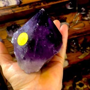 Large Amethyst point